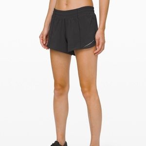 Lululemon Hotty Hot Low-Rise Lined Shorts 4”